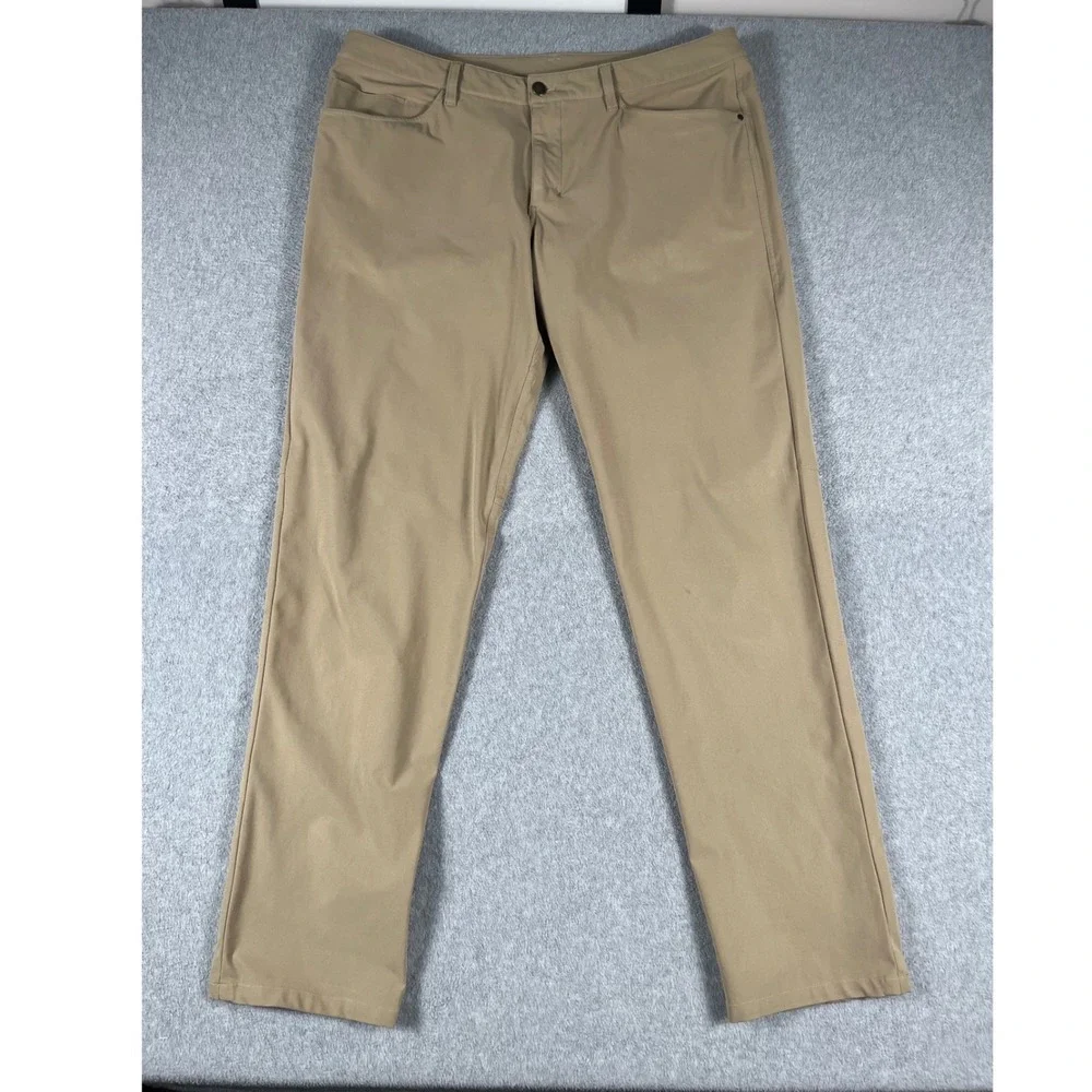 Lululemon Mens ABC Pant Slim Warpstreme Khaki Tan Beige Chino Golf 36 LM5426S